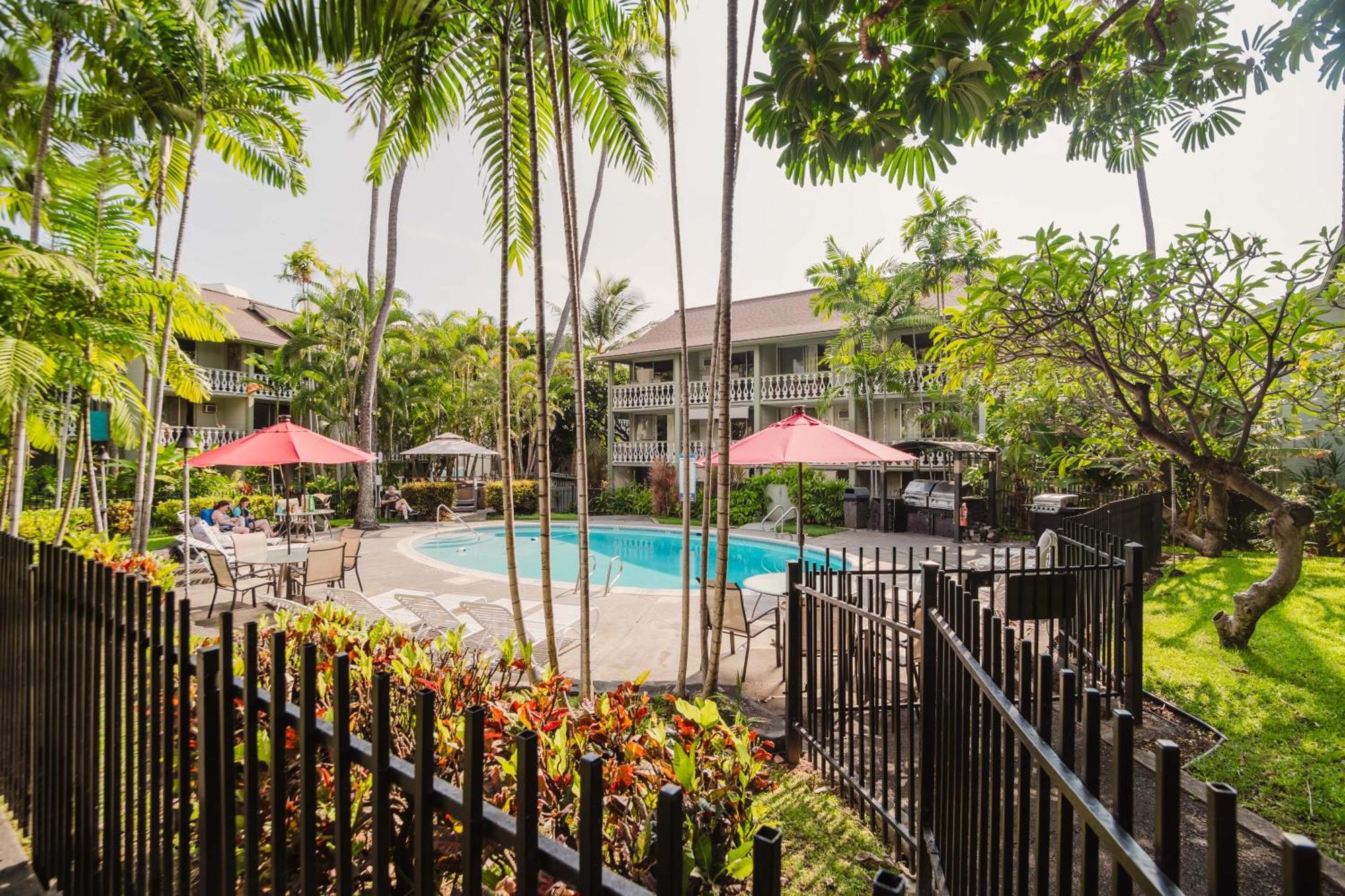 Downtown Hawaiian Paradise Condo With Hot Tub, Pool & Beach - Kona Islander Inn Kailua-Kona Exterior foto
